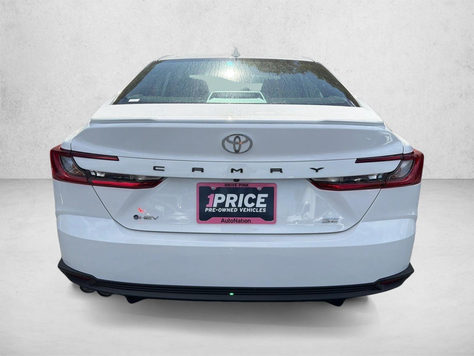 New 2026 Ice Cap Toyota SE image 4
