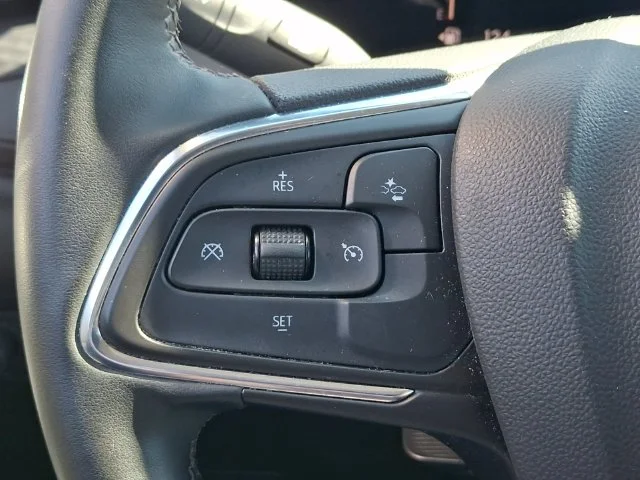 Used 2024 White Buick Sport Touring image 20