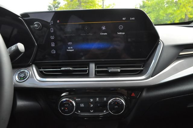 Used 2024 Gray Chevrolet ACTIV image 31