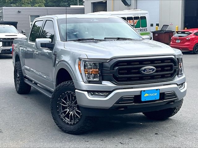 Used 2023 Silver Ford XLT image 1