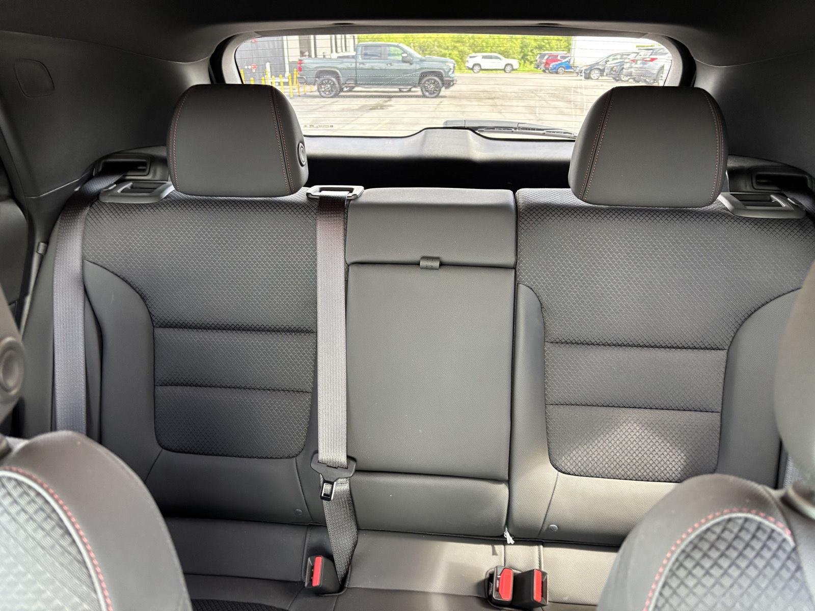 Used 2023 Summit White Chevrolet RS image 18