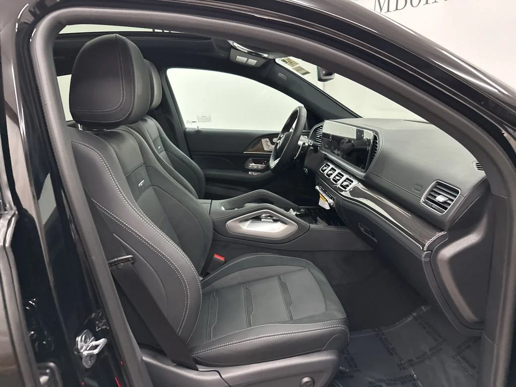 Used 2026 Black Mercedes-Benz GLE 53 AMG® image 28