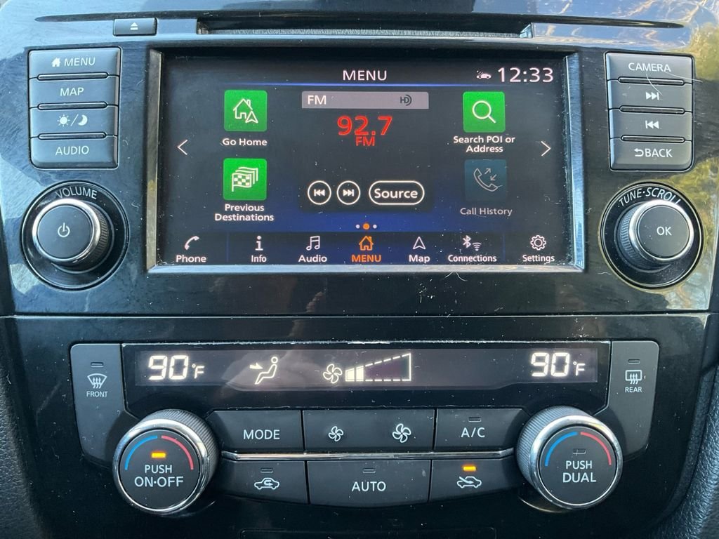 Used 2020 Black Nissan SL image 12