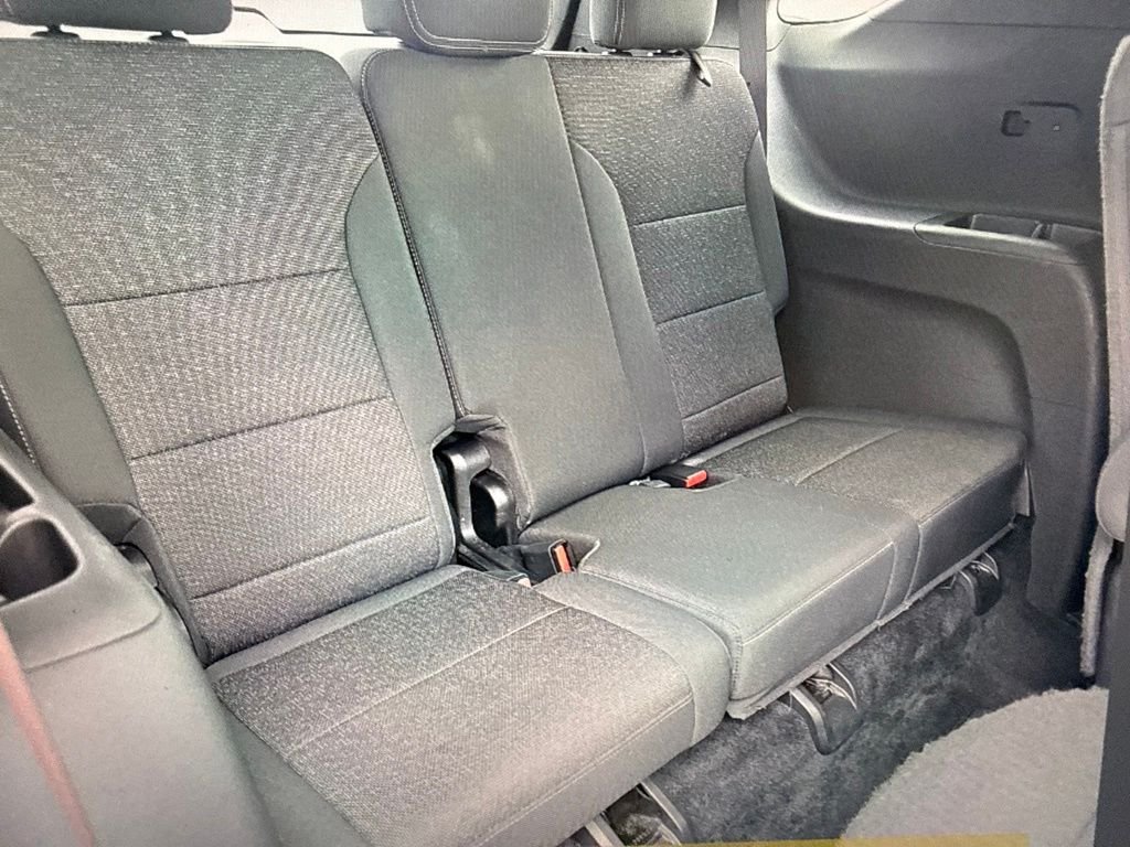 Used 2024 Gray Chevrolet LT image 11