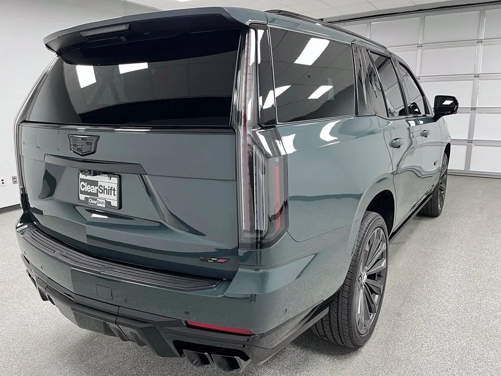 Used 2026 Green Cadillac V-Series image 10