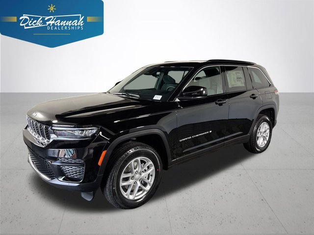 2026 Jeep Grand Cherokee Laredo
