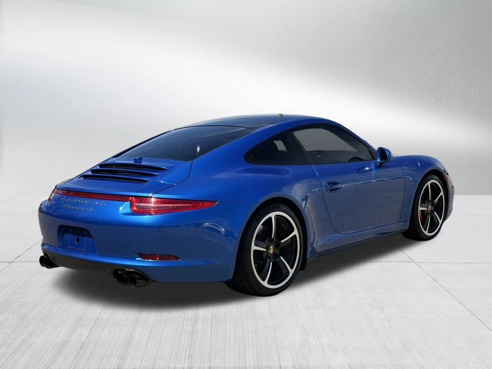 Used 2014 Sapphire Blue Metallic Porsche Carrera 4S image 7