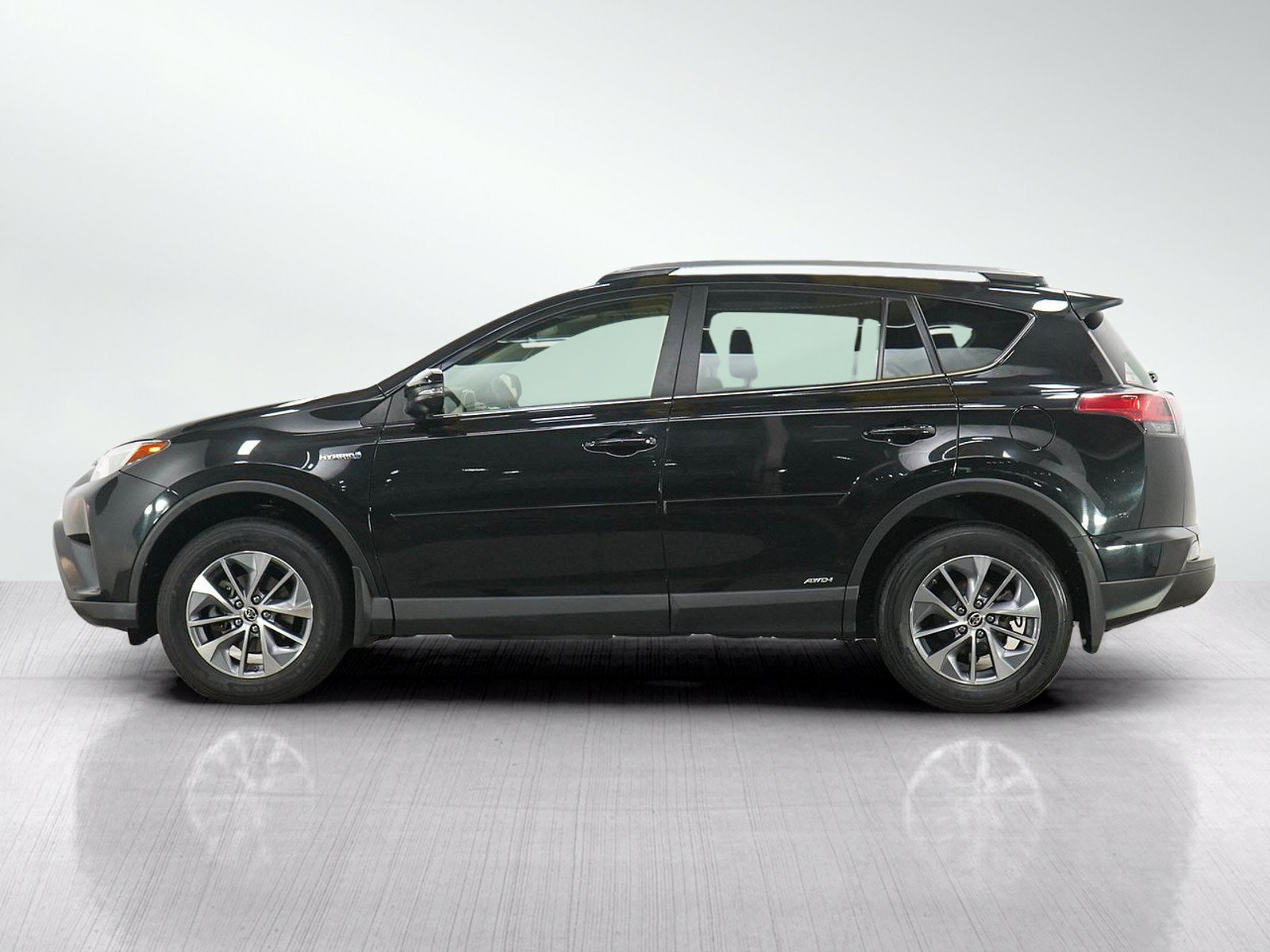 Used 2017 Toyota RAV4 XLE with VIN JTMRJREVXHD153812 for sale in Burnsville, Minnesota