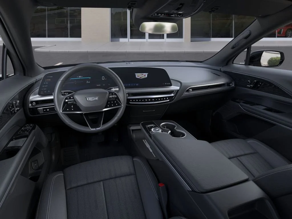 2025 Cadillac LYRIQ Luxury 1 - Photo 24