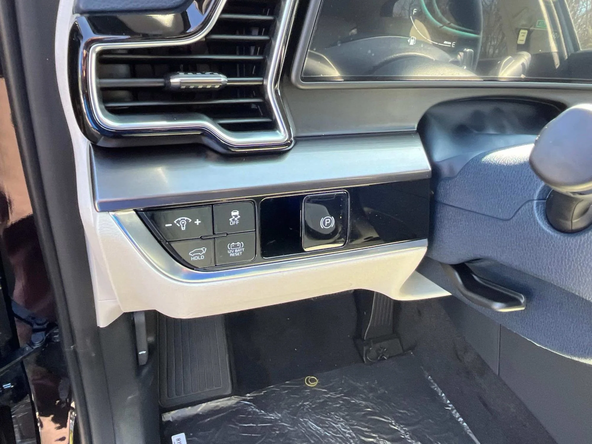 2025 Kia Sportage EX Hybrid - Photo 29