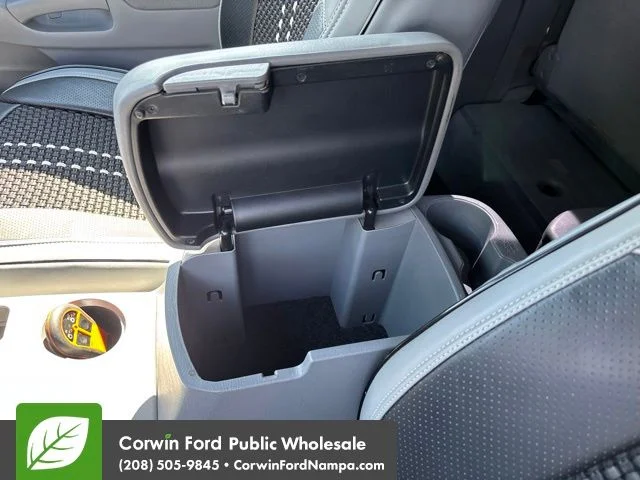 Used 2011 Super White Toyota  image 22