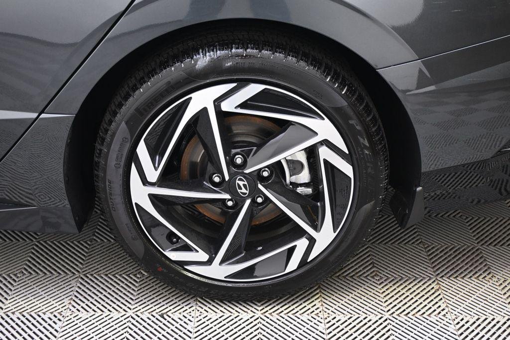 New 2026 Gray Hyundai SEL Sport image 19