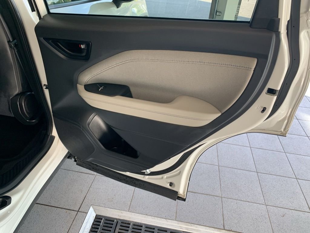 2025 Subaru Forester Premium - Photo 19