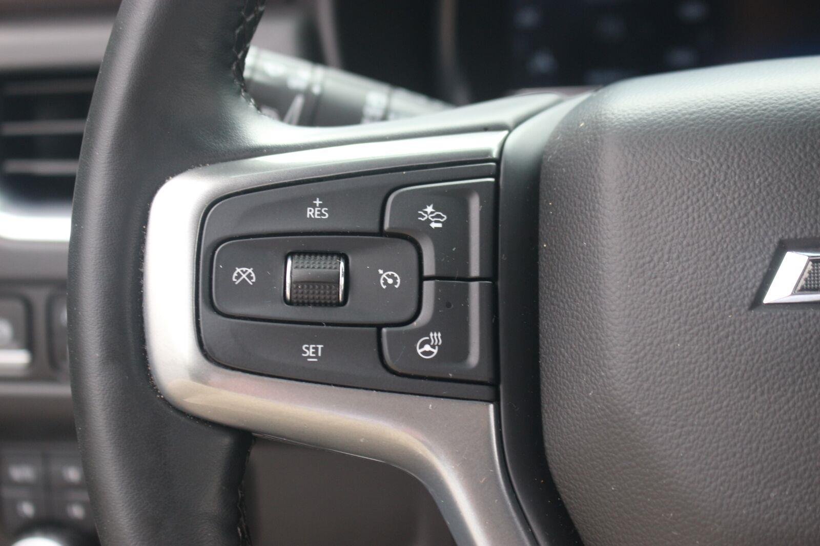 Used 2024 Black Chevrolet Z71 image 23