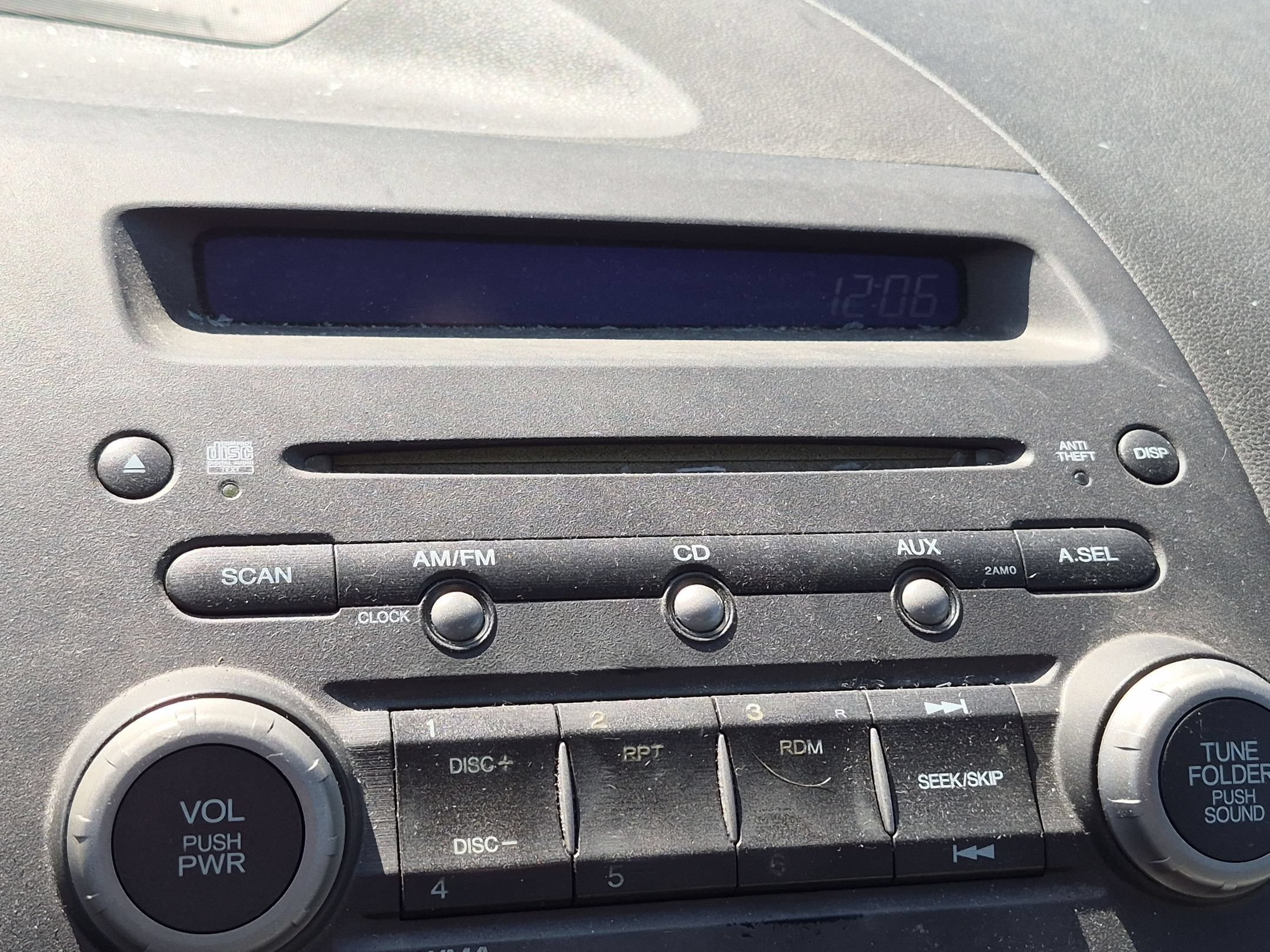 Used 2009 Silver Honda LX image 19