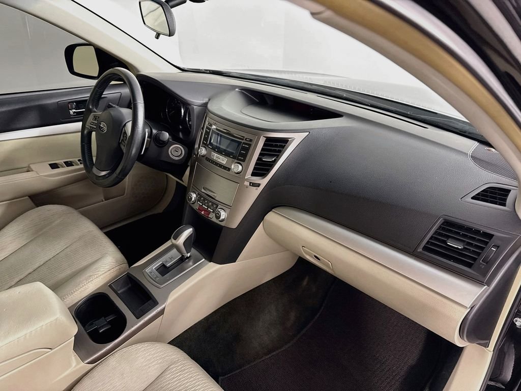 Used 2012 Black Subaru 2.5i Premium image 27