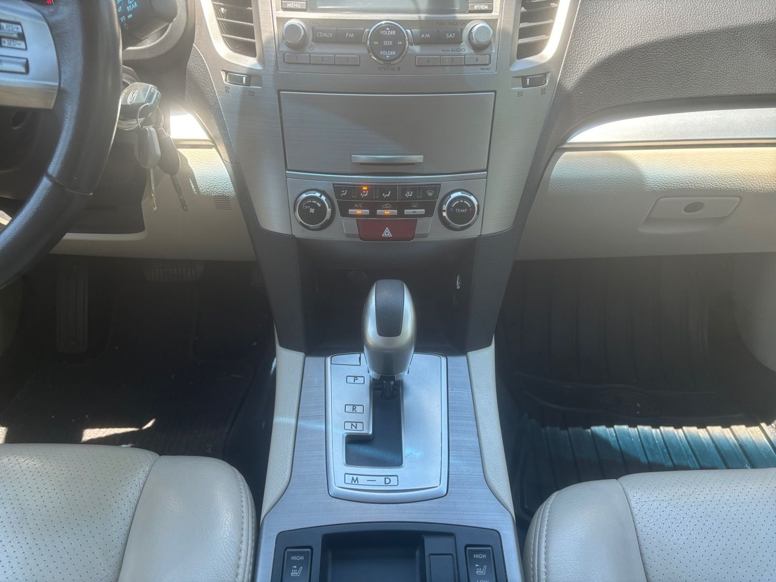 Used 2010 Green Subaru 2.5i Premium image 11