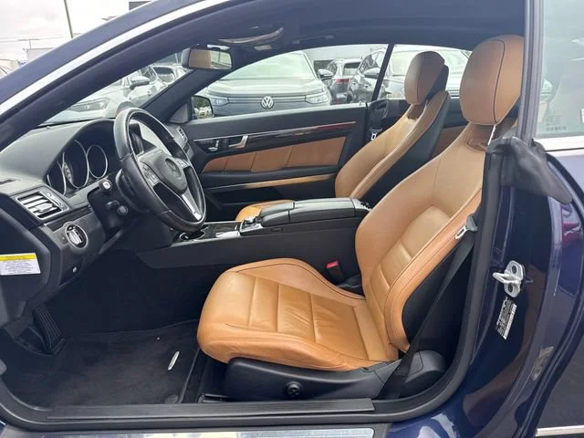 Used 2014 Indigo Blue Metallic Mercedes-Benz E 350 image 15