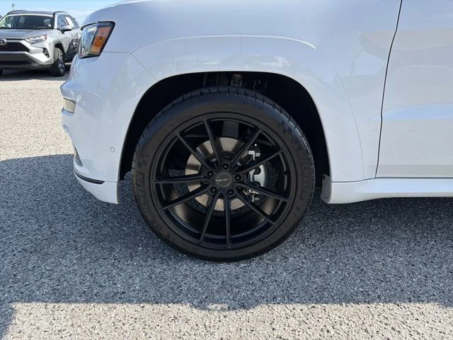 Used 2021 White Jeep Overland image 33