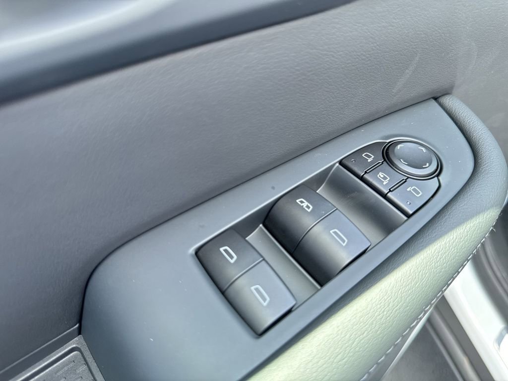 2026 Buick Enclave Preferred - Photo 19