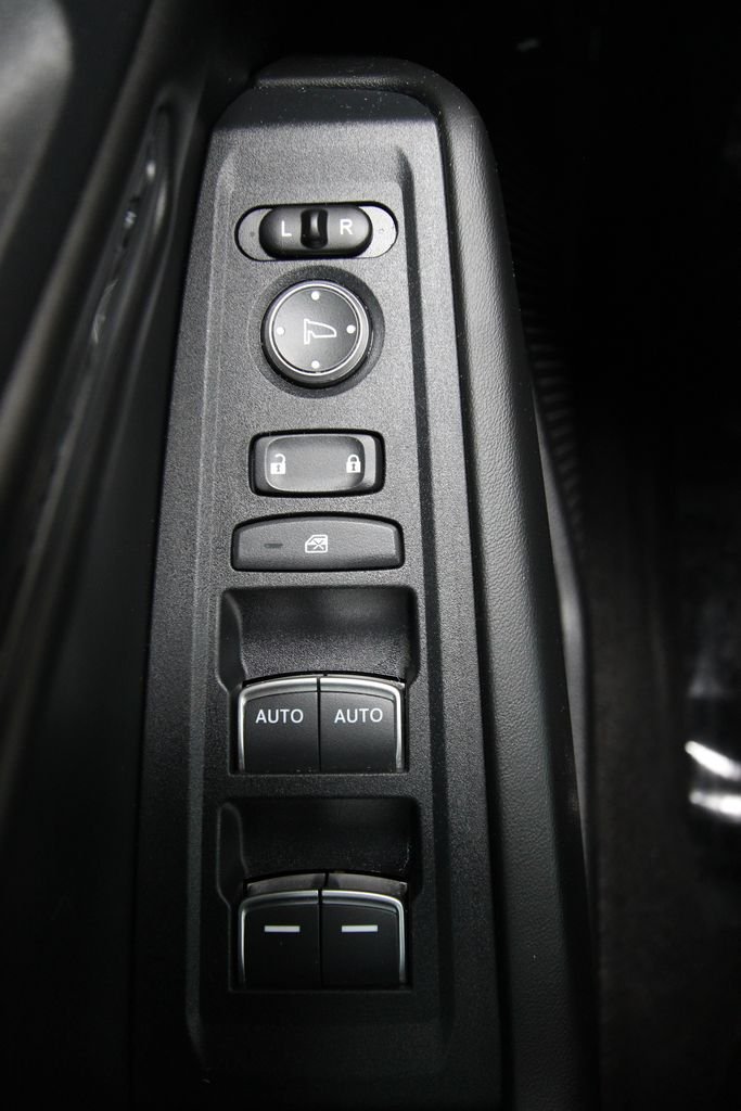 Used 2024 Silver Honda EX image 22