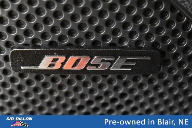 Used 2011 Magnetic Black Metallic Nissan Touring image 7