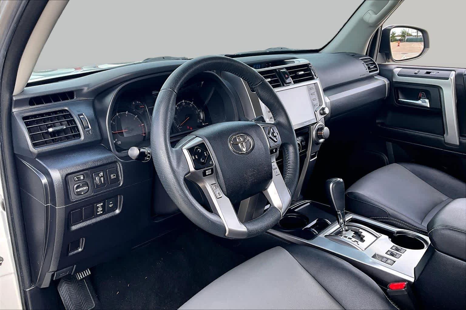 Used 2022 Classic Silver Metallic Toyota SR5 Premium image 18