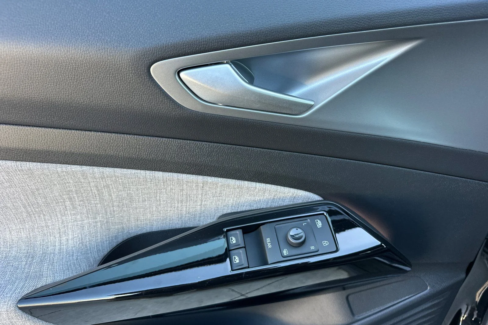 New 2026 Black Volkswagen Pro image 9