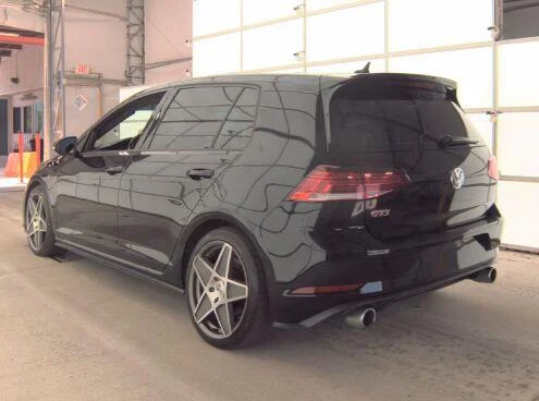 Used 2021 Deep Black Pearl Volkswagen S image 3