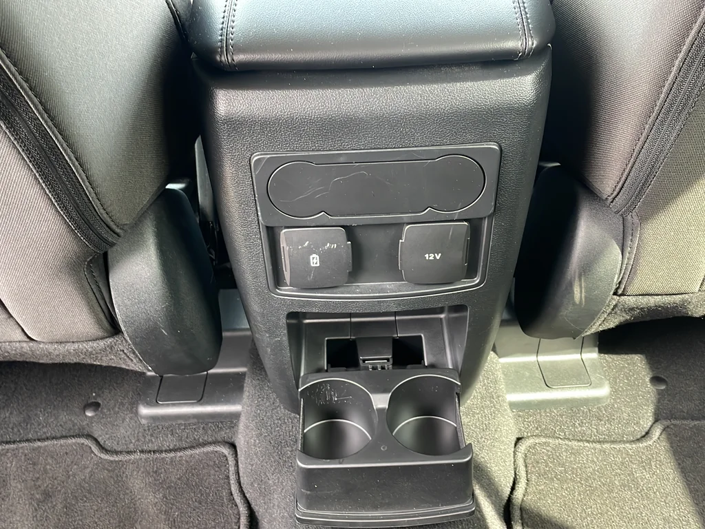 Used 2023 Blue Ford XLT image 19