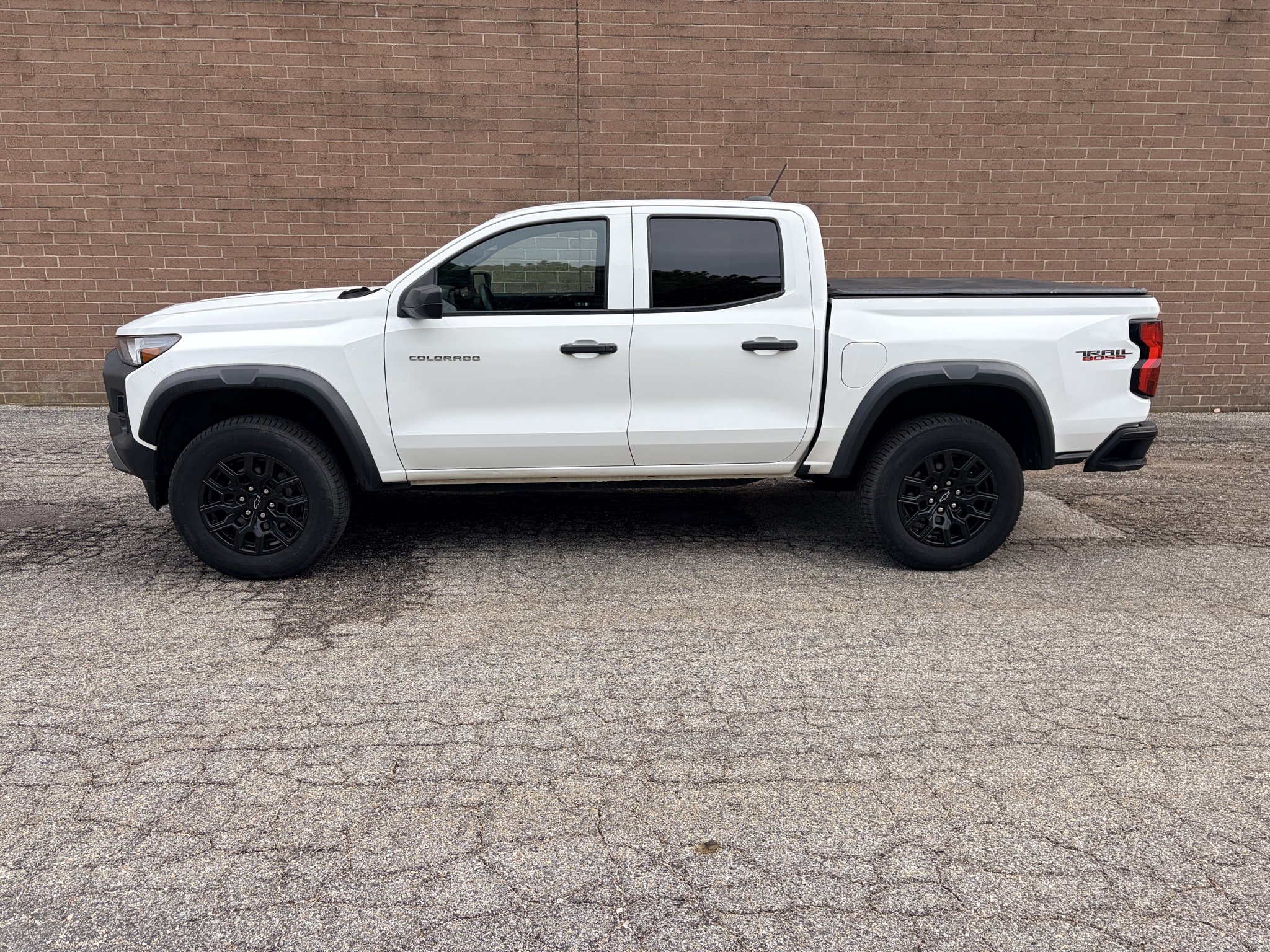 Used 2023 Summit White Chevrolet 4WD Trail Boss image 2