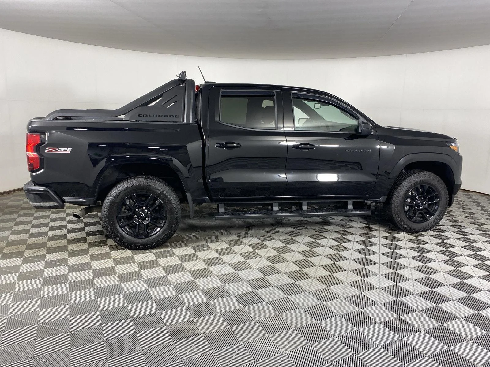 Used 2026 Black Chevrolet 4WD Z71 image 11