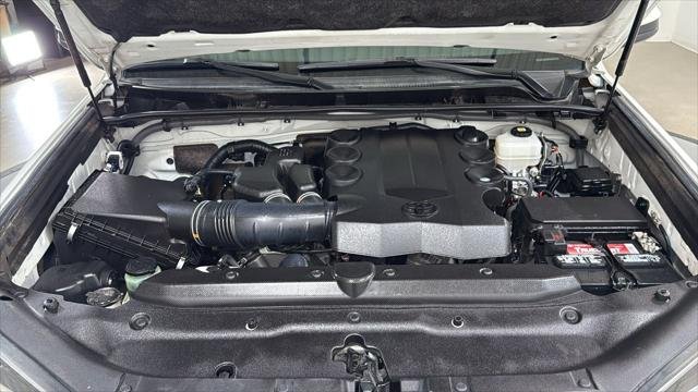 Certified Used 2022 ICE CAP Toyota SR5 image 25