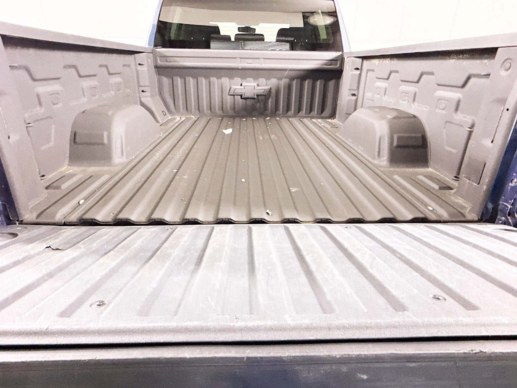 Used 2022 Northsky Blue Metallic Chevrolet RST image 30