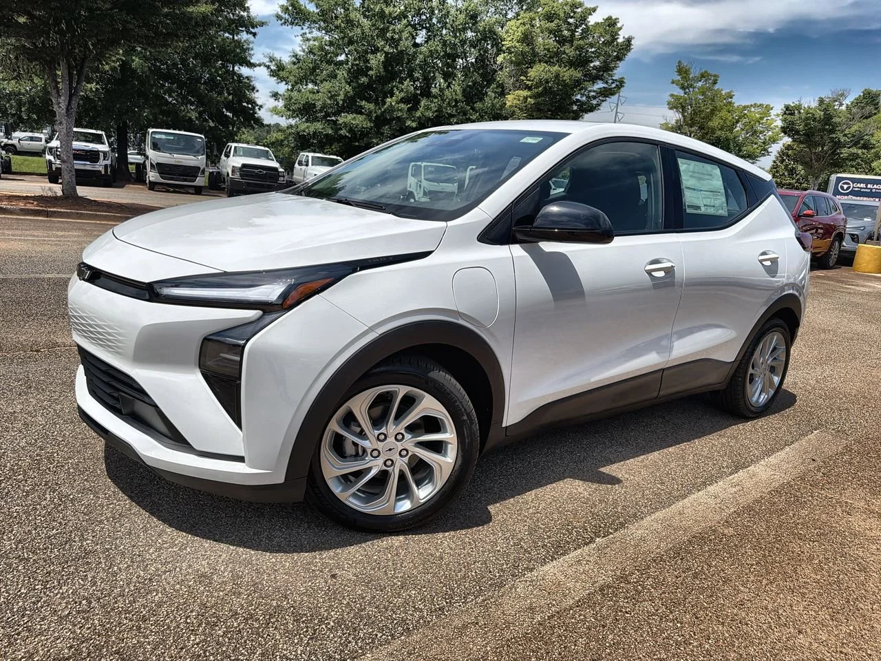 New 2027 Summit White Chevrolet LT image 1