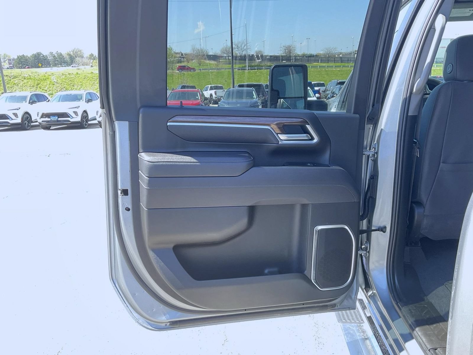 2025 Chevrolet Silverado 2500HD LT - Photo 23