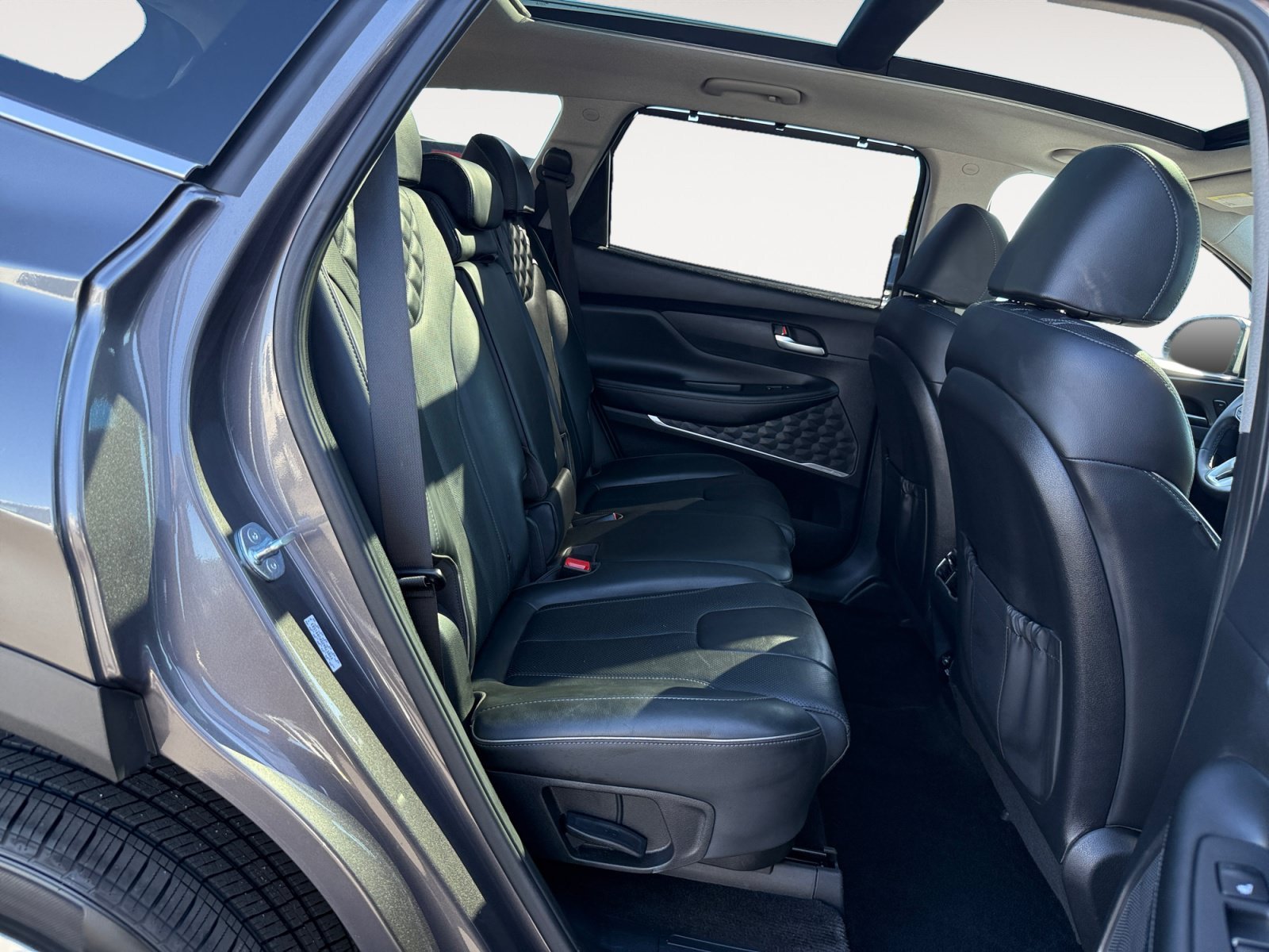 Used 2023 Gray Hyundai Limited image 18