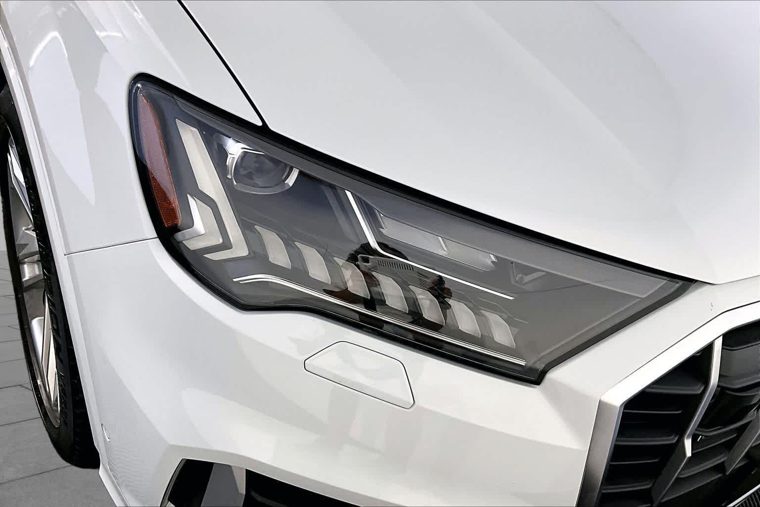 Used 2021 Carrara White Audi Prestige image 27
