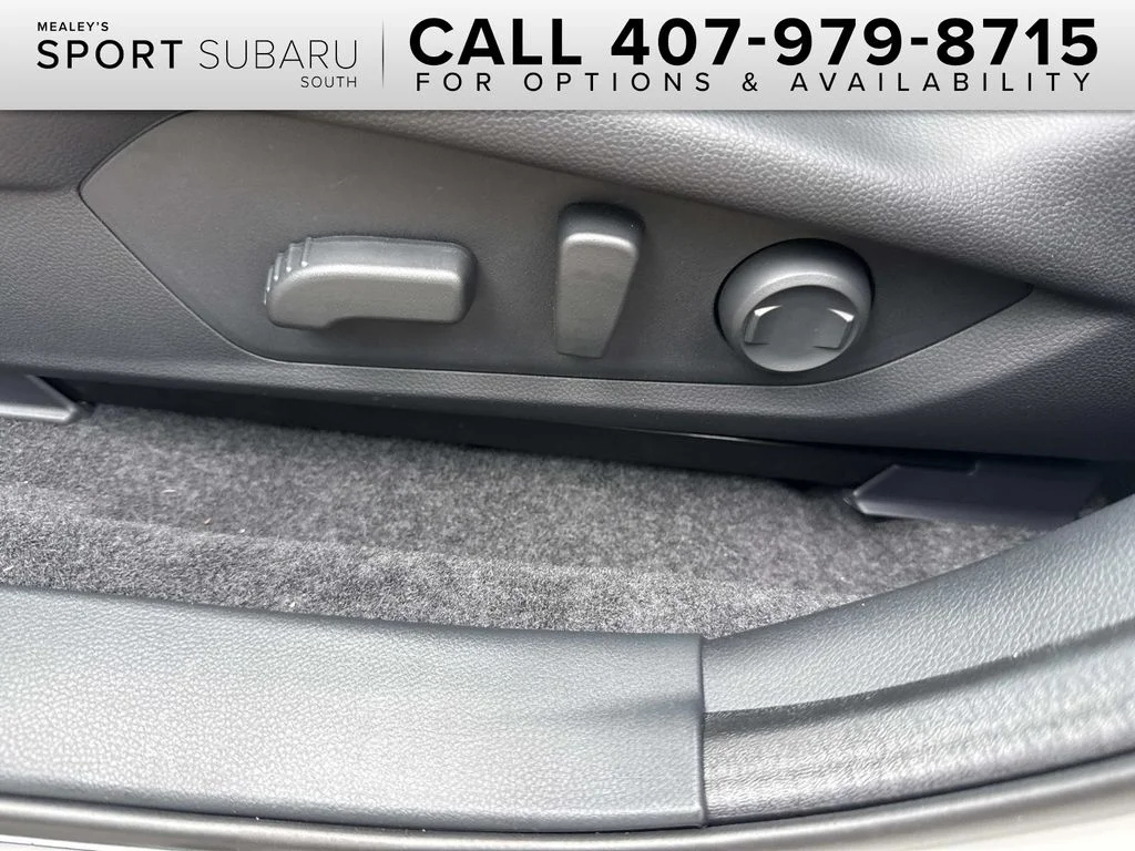 New 2026 CRYSTAL WHITE PEARL Subaru Limited image 26