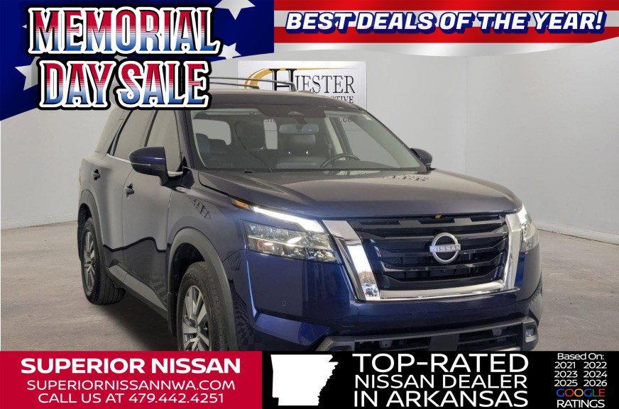 2022 Nissan Pathfinder SL 2WD's photo