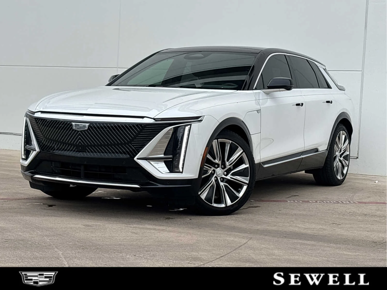 2025 Cadillac Lyriq Luxury 3 AWD's photo