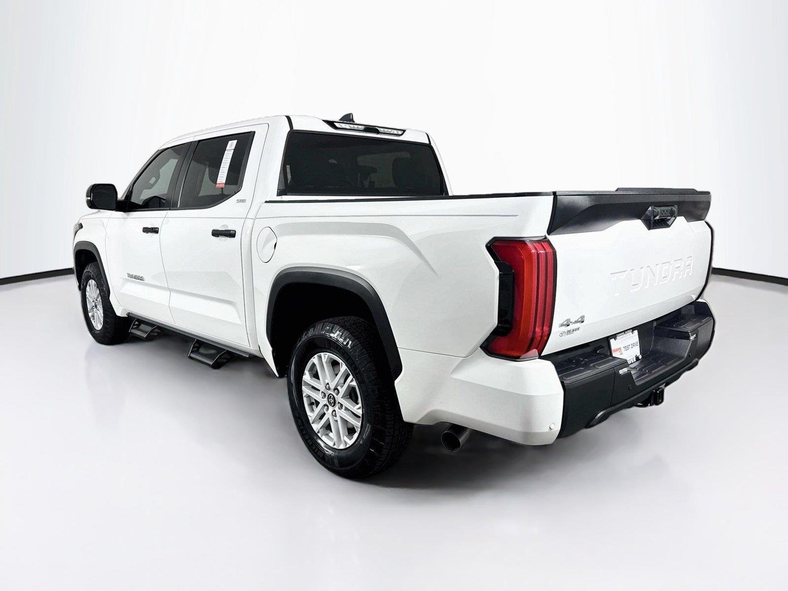 Used 2024 Ice Cap Toyota SR5 image 12