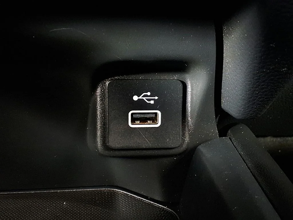 Used 2025  Honda LX image 23