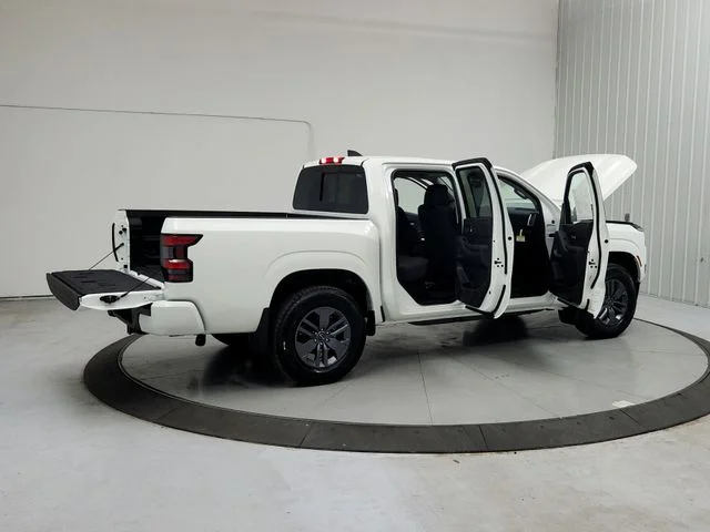 New 2026 White Nissan SV image 15