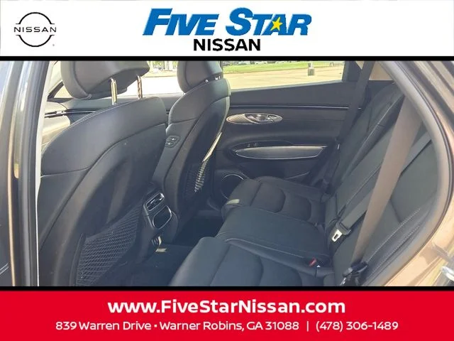 Used 2022 Gray Genesis 2.5T image 6