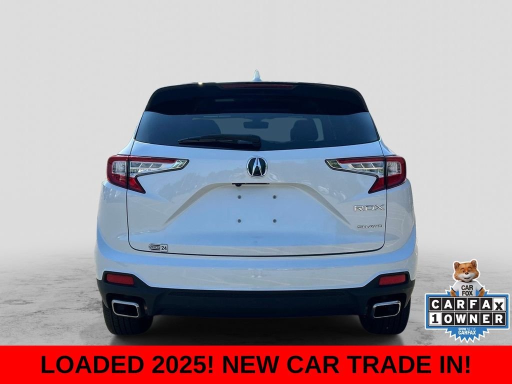 Used 2025  Acura Base image 4
