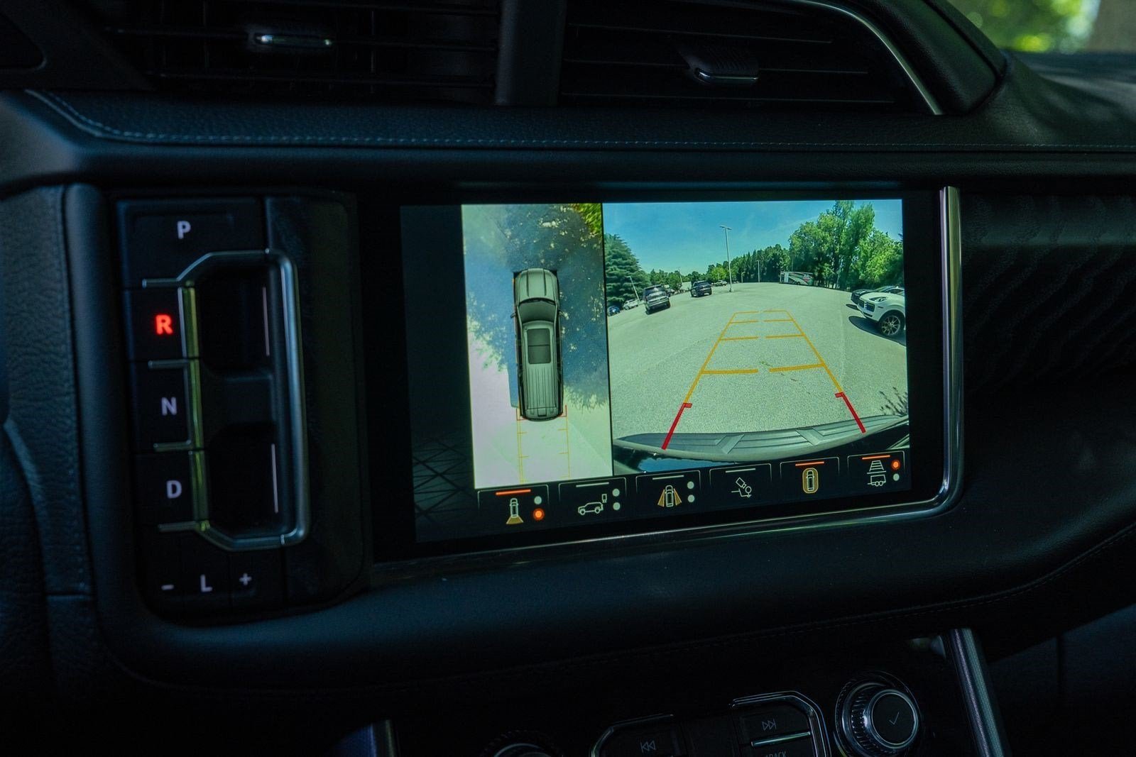 Used 2024 Onyx Black GMC Denali image 26