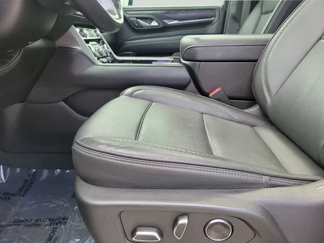 Used 2023 Onyx Black GMC Denali image 33