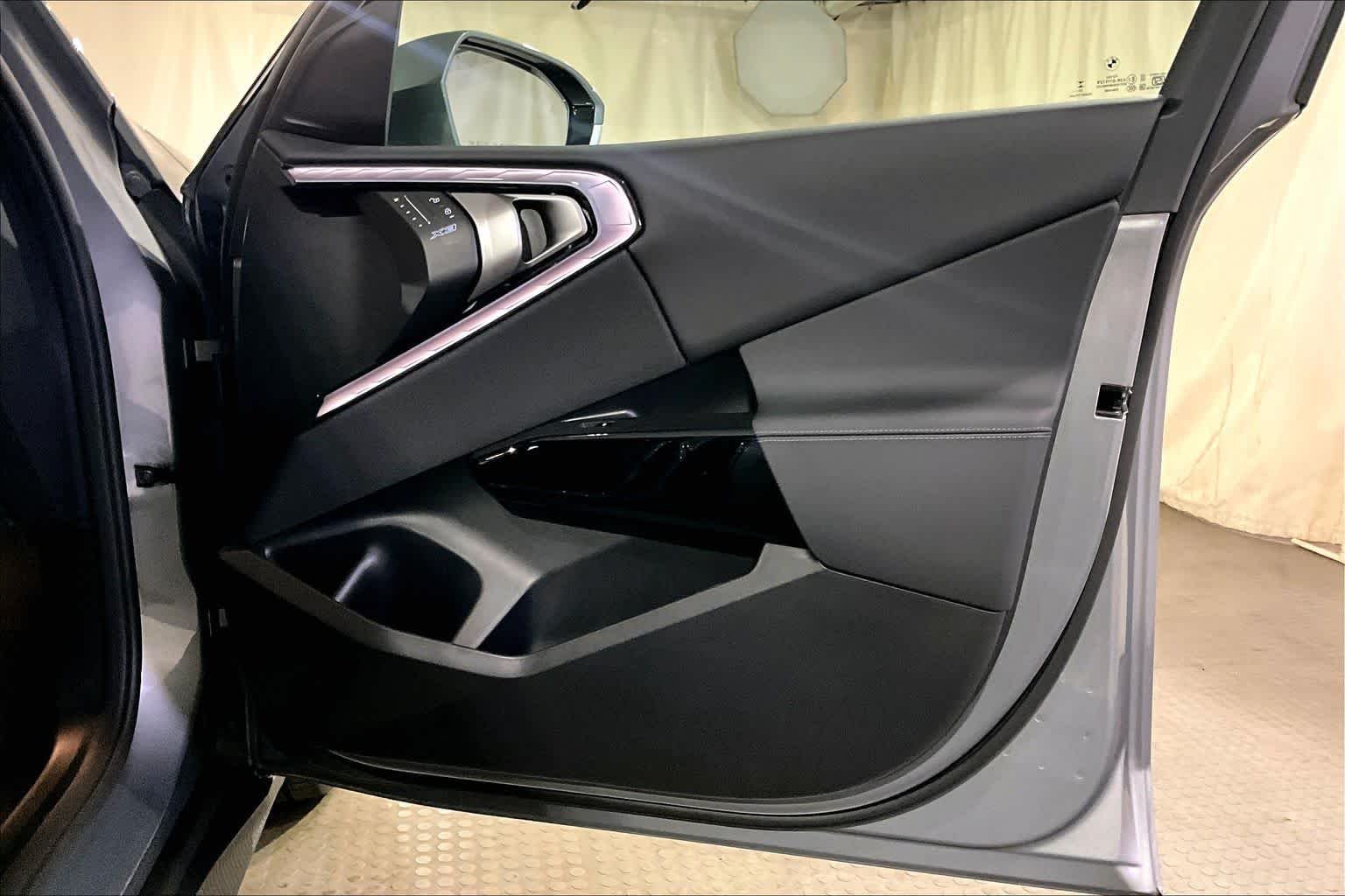 Used 2026 Skyscraper Grey Metallic BMW 30 xDrive image 21