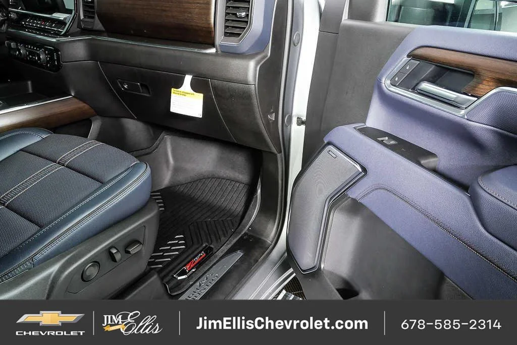 New 2026 Sterling Gray Metallic Chevrolet High Country image 25